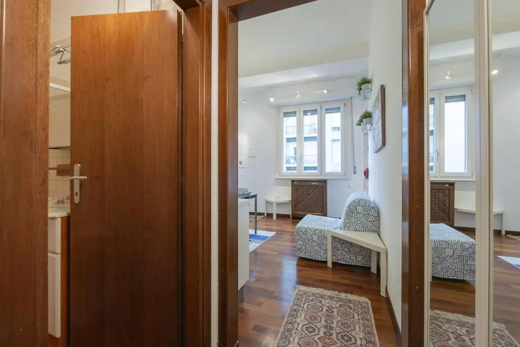 Apartment Youhosty - Lepetit 3 Milan